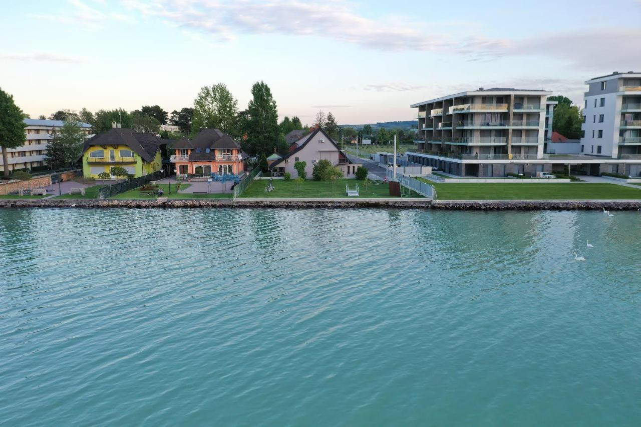 Hullam Apartman Balatonlelle Exterior photo