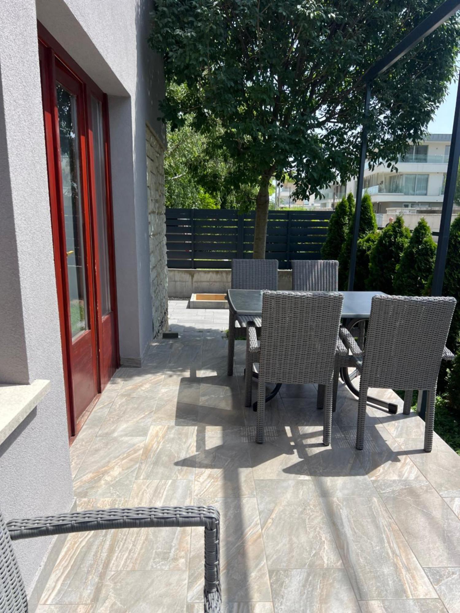 Hullam Apartman Balatonlelle Exterior photo