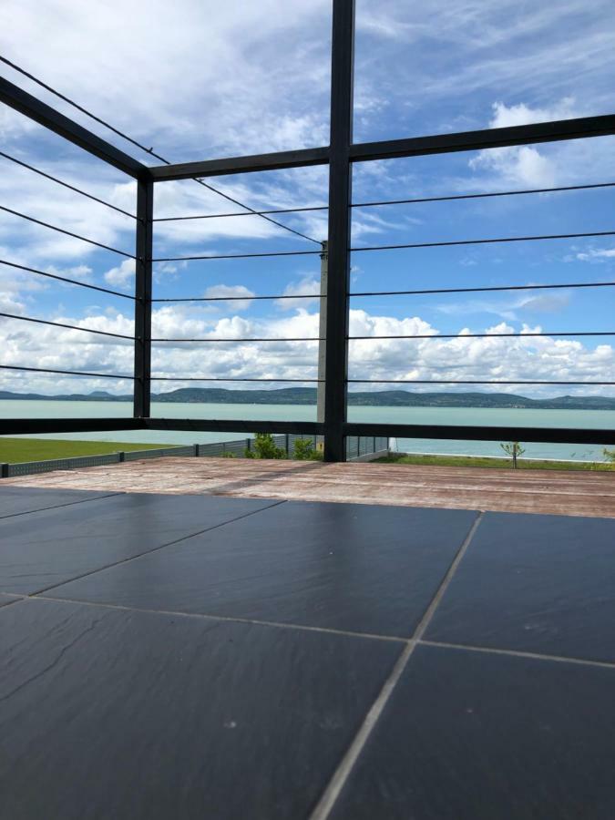 Hullam Apartman Balatonlelle Exterior photo